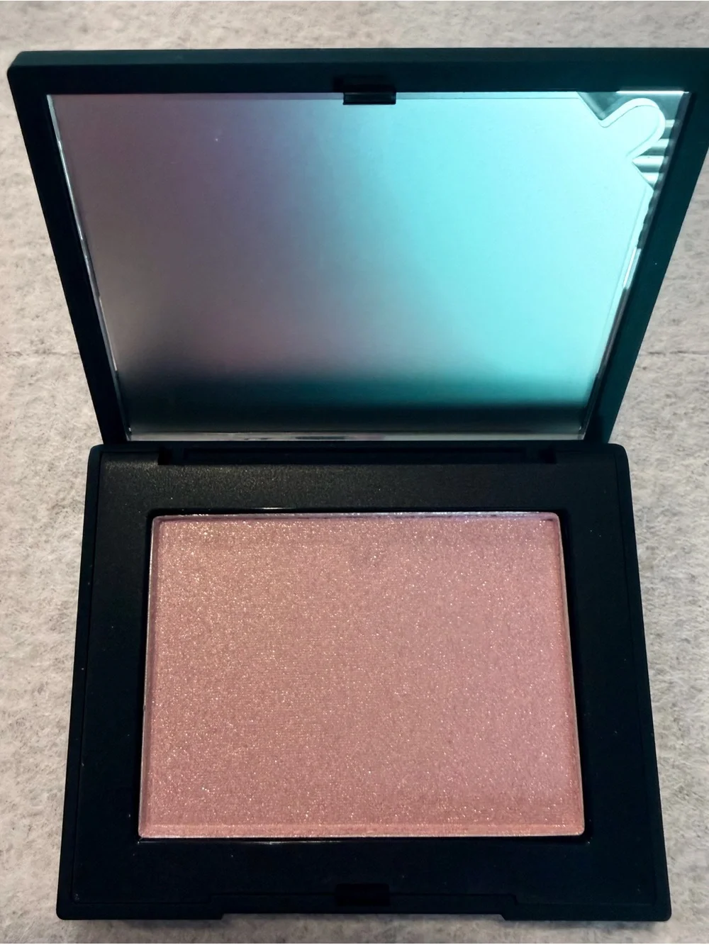 NARS PLEASE ME shimmer blush